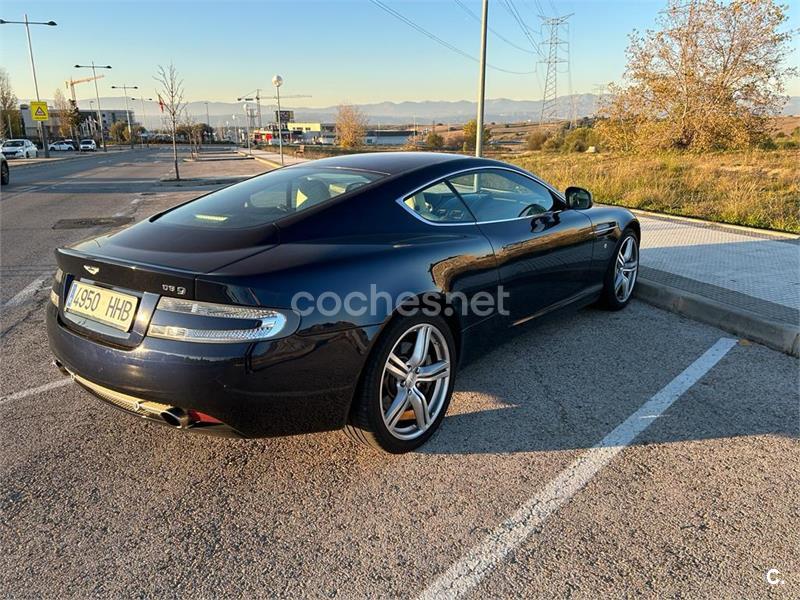 Aston Martin Db9 2010 — photo 3
