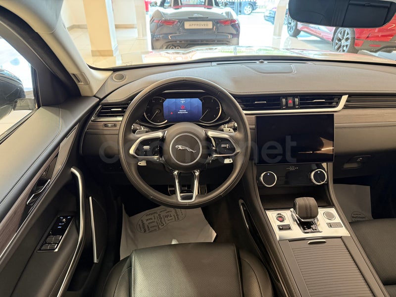 Jaguar F-pace 2023 — photo 4