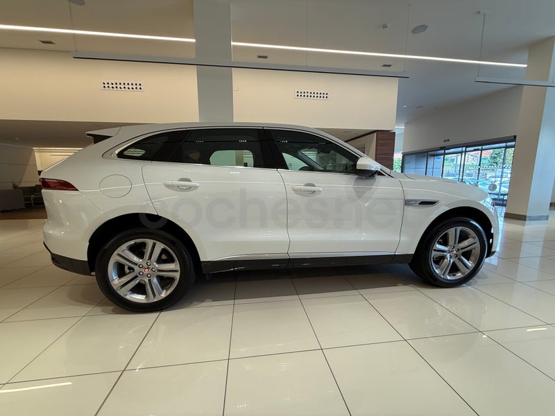 Jaguar F-pace 2023 — photo 6