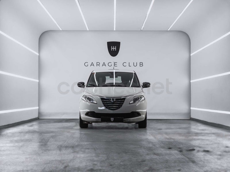 Lancia Ypsilon 2012 — photo 8