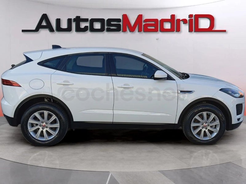 Jaguar E-pace 2020 — photo 4
