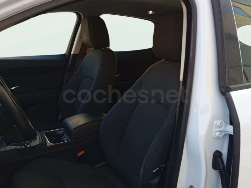 Jaguar E-pace 2020 — photo 7