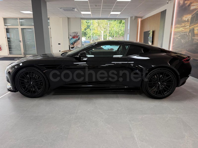 Aston Martin Db12 2026 — photo 8