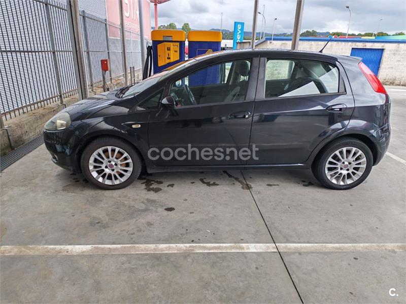 Fiat Grande Punto 2009 — photo 7