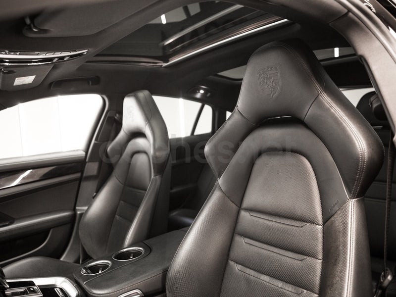 Porsche Panamera 2020 — photo 2