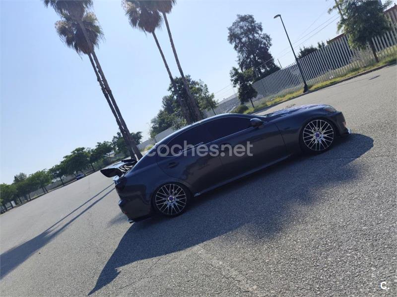 Lexus Is220d 2006 — photo 4
