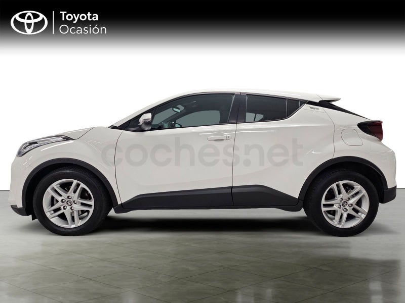 Toyota C-hr 2023 — photo 2