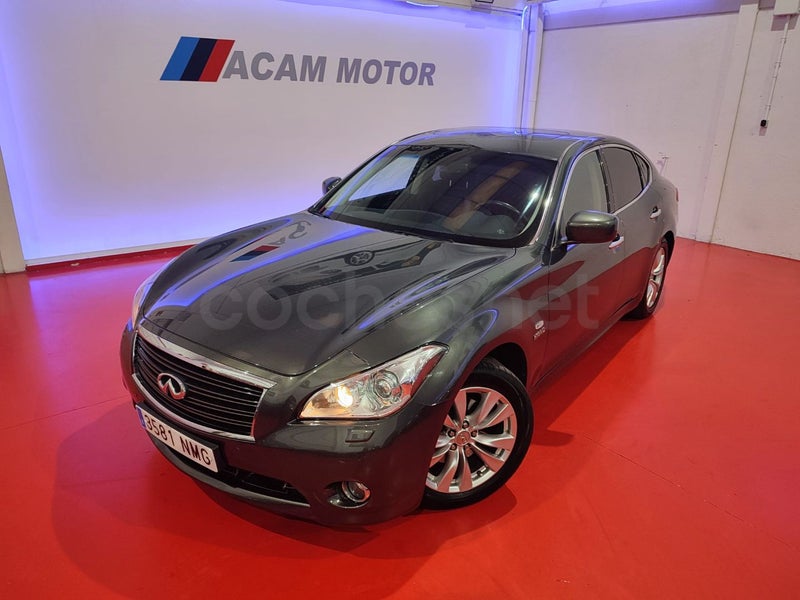 Infiniti M 2012 — photo 3