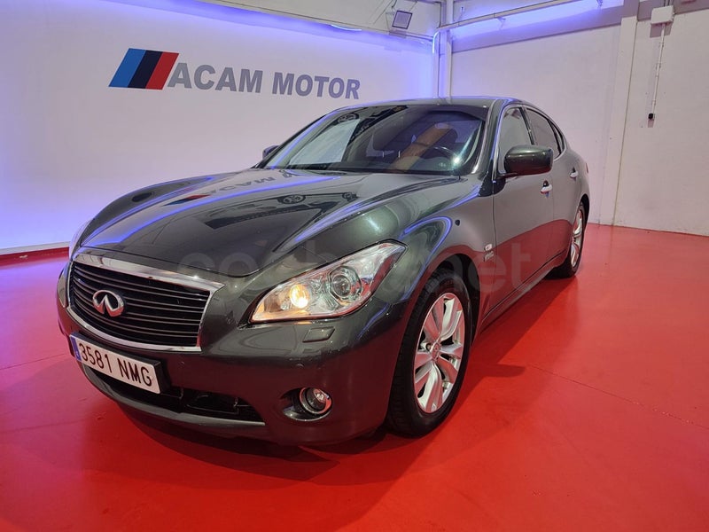 Infiniti M 2012 — photo 4