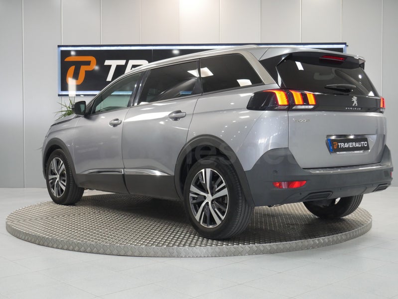 Peugeot 5008 2023 — photo 6