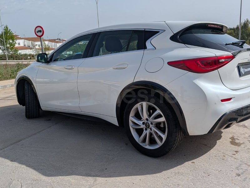 Infiniti Q30 2018 — photo 4