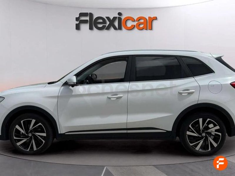 Mg Zs 2025 — photo 8