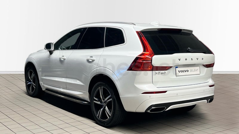 Volvo Xc60 2017 — photo 4
