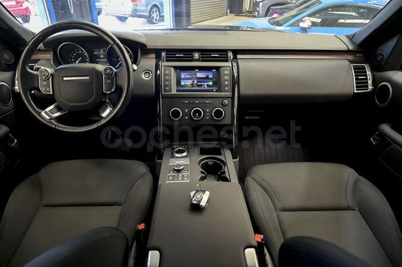 Land-rover Discovery 2017 — photo 6
