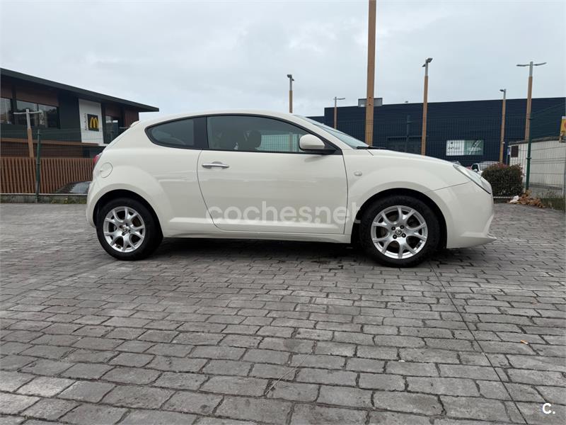 Alfa Romeo Mito 2010 — photo 3
