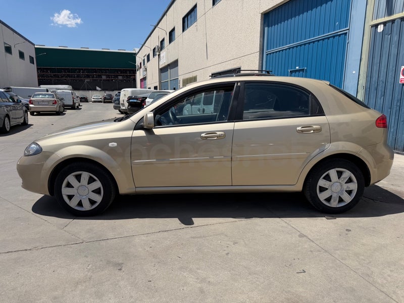 Chevrolet Lacetti 2010 — photo 8