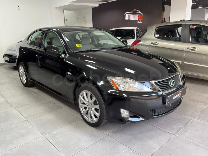 Lexus Is 2008 — photo 2