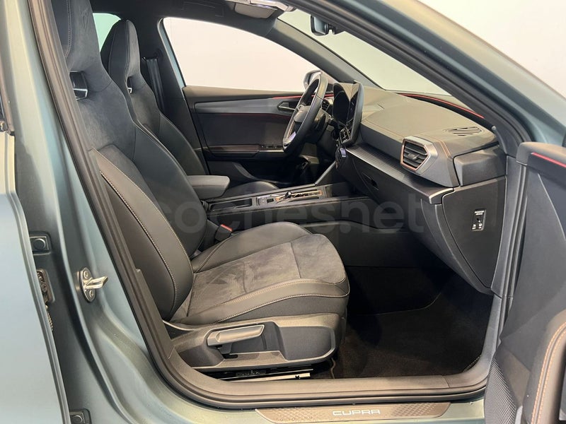 Cupra León 2024 — photo 5