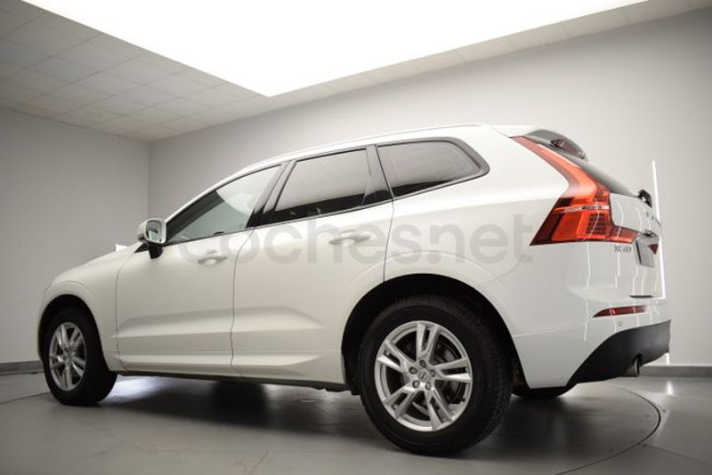 Volvo Xc60 2018 — photo 4