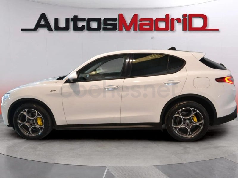 Alfa Romeo Stelvio 2021 — photo 4