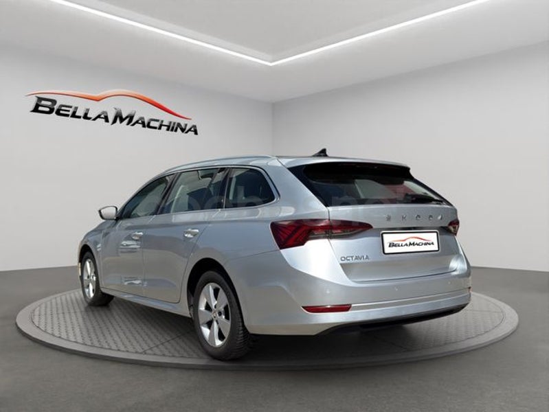 Skoda Octavia 2022 — photo 3