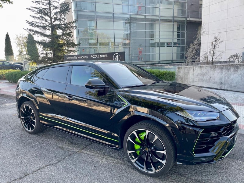 Lamborghini Urus 2023 — photo 4