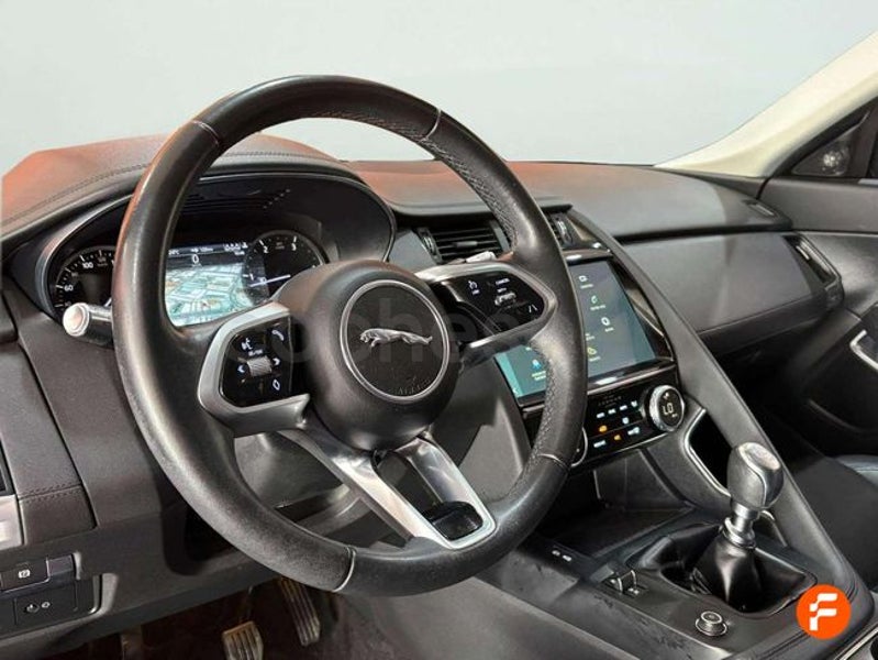 Jaguar E-pace 2021 — photo 7