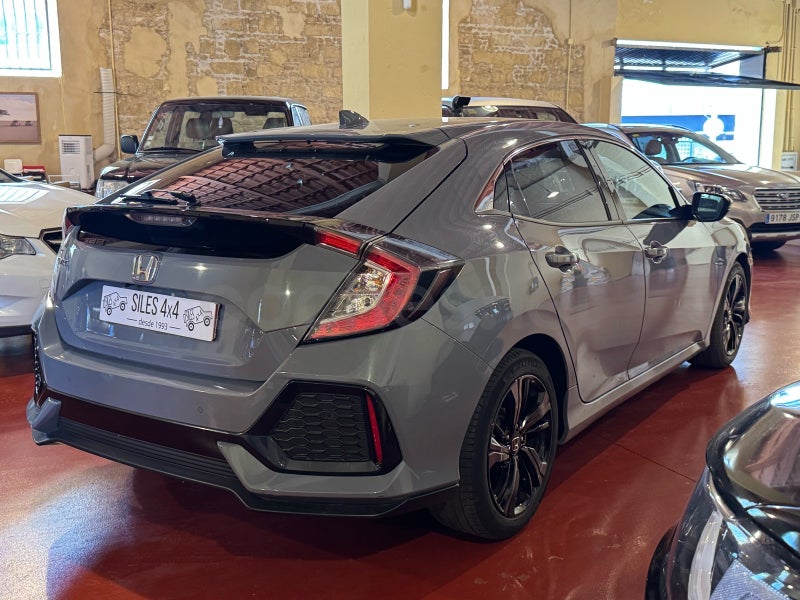 Honda Civic 2019 — photo 6