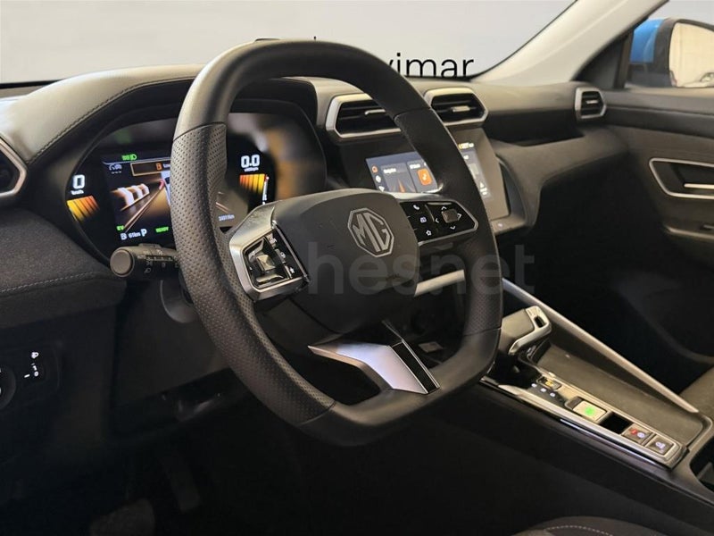 Mg Zs 2025 — photo 6