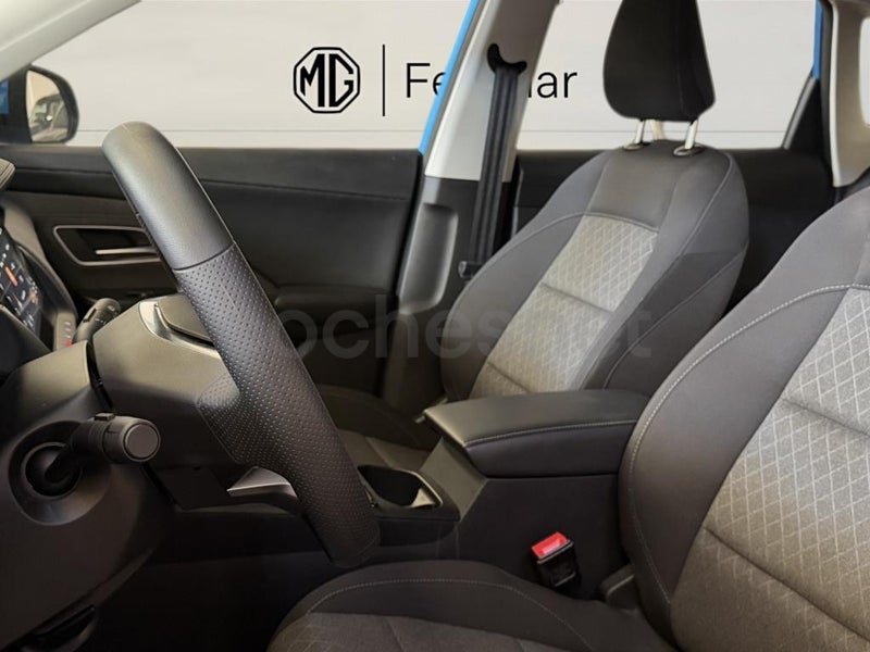 Mg Zs 2025 — photo 7