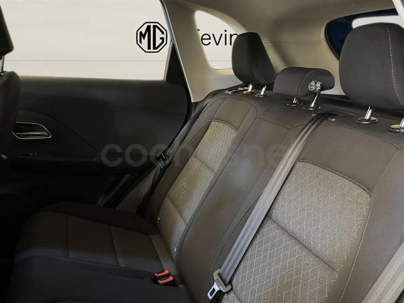 Mg Zs 2025 — photo 8