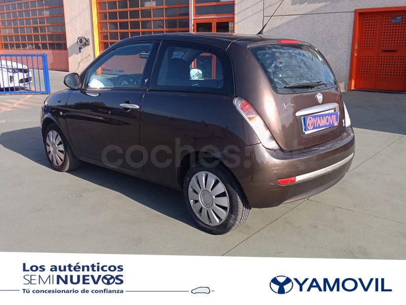 Lancia Ypsilon 2011 — photo 4
