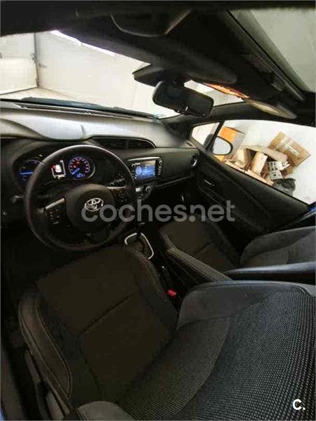 Toyota Yaris 2018 — photo 5