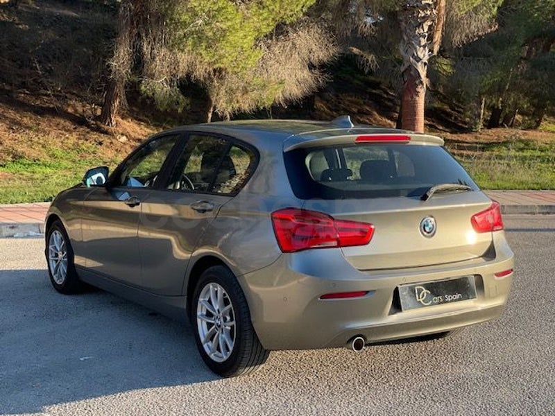 Bmw Serie 1 2016 — photo 5