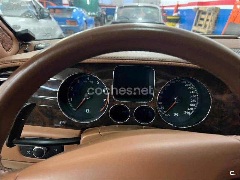Bentley Continental Flying Spur 2007 — photo 7