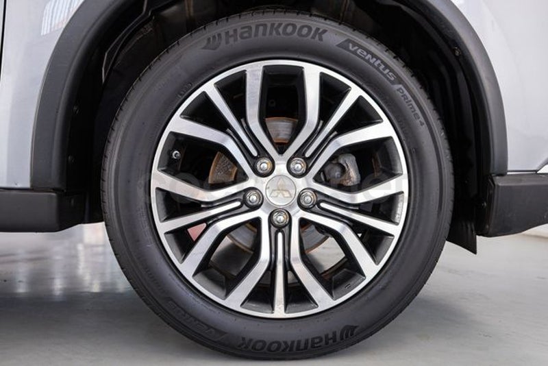 Mitsubishi Outlander 2016 — photo 8