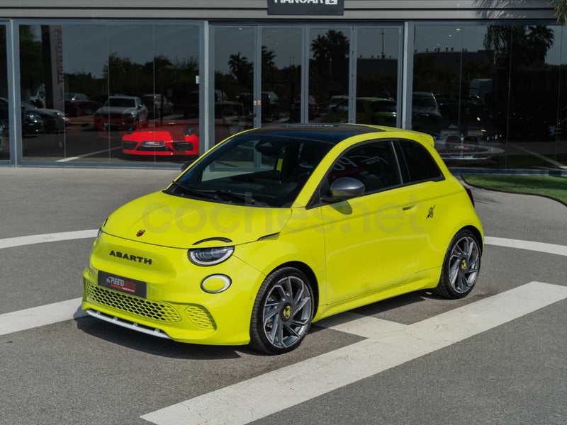 Abarth 500 2023 — photo 3