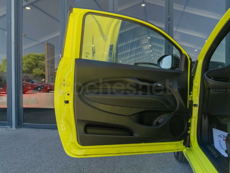 Abarth 500 2023 — photo 7