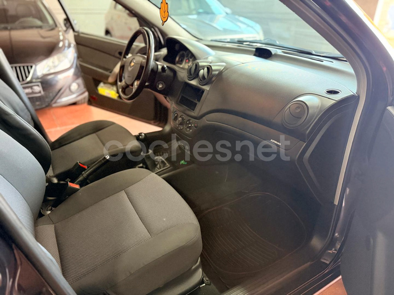 Chevrolet Aveo 2011 — photo 4