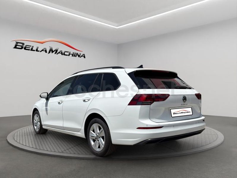 Volkswagen Golf 2022 — photo 3