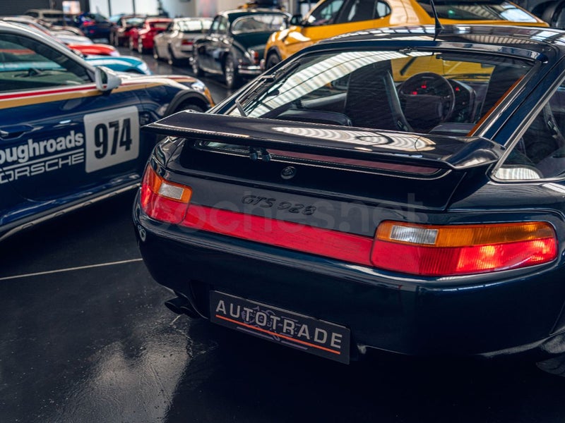 Porsche 928 1992 — photo 7