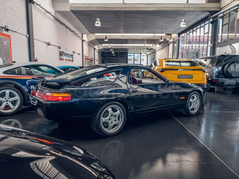 Porsche 928 1992 — photo 8