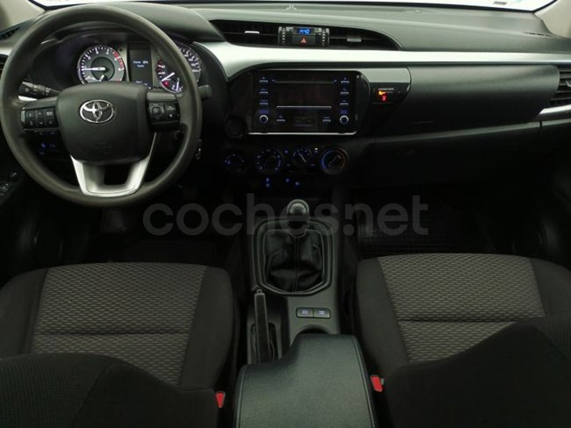 Toyota Hilux 2021 — photo 6