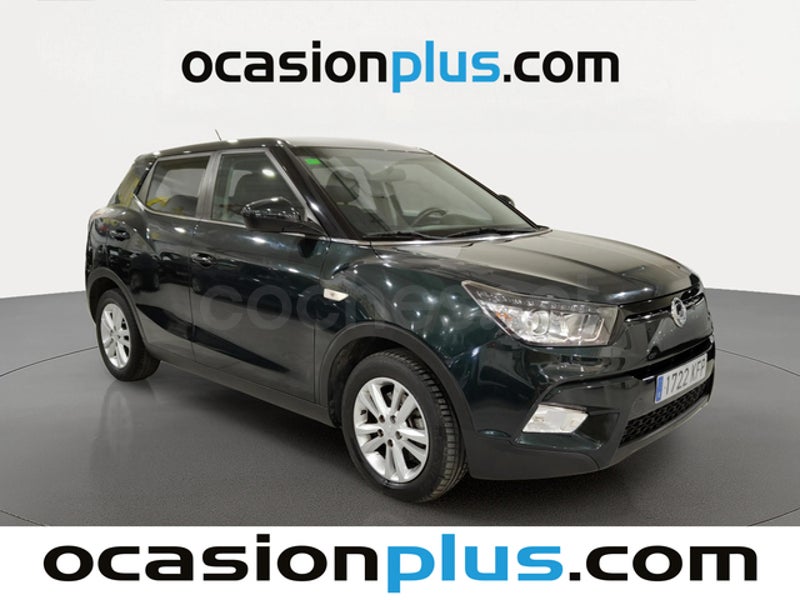 Ssangyong Tivoli 2017 — photo 2