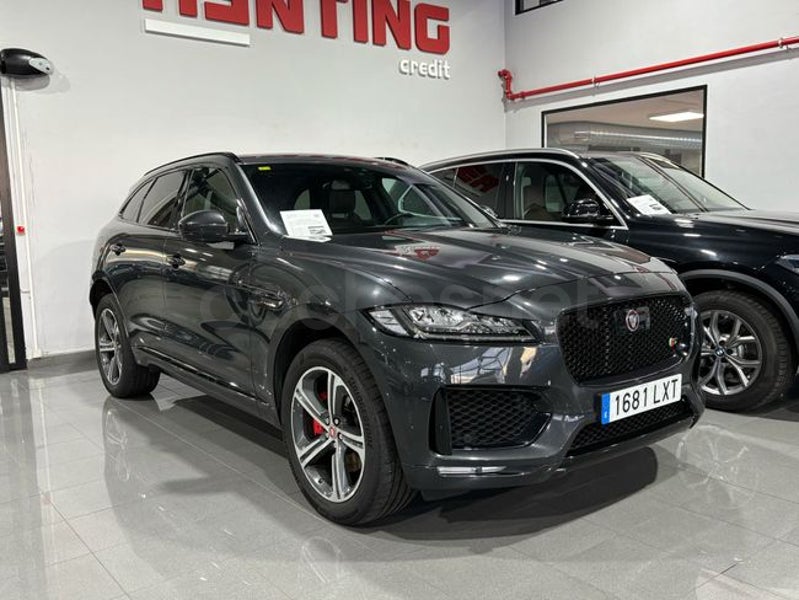 Jaguar F-pace 2018 — photo 2