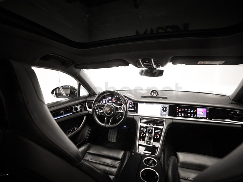 Porsche Panamera 2019 — photo 6