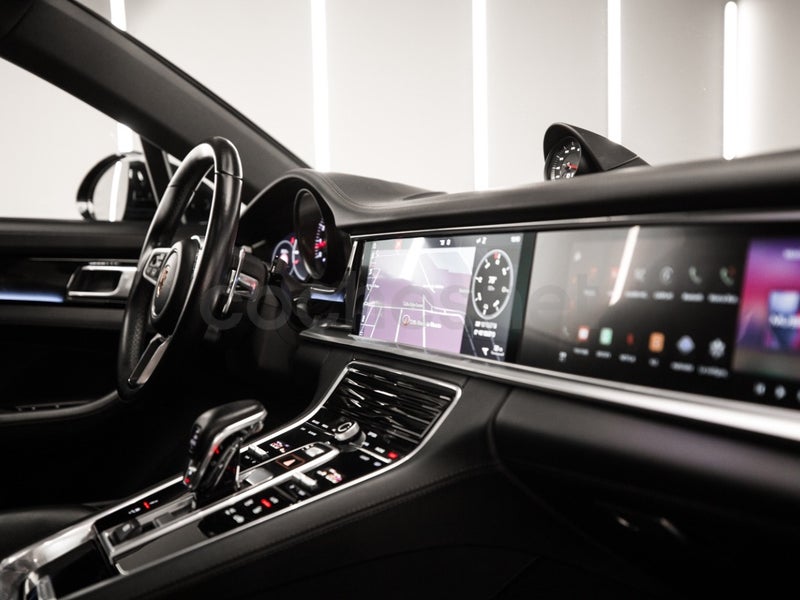 Porsche Panamera 2019 — photo 8