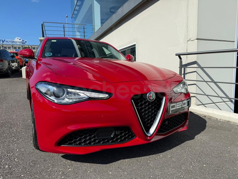 Alfa Romeo Giulia 2019 — photo 3
