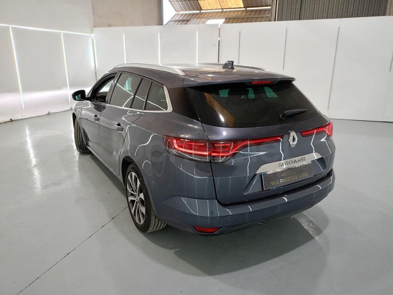 Renault Mégane 2023 — photo 4