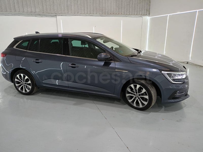 Renault Mégane 2023 — photo 7